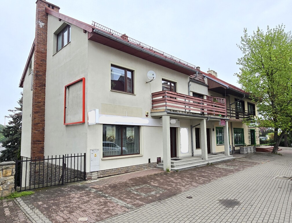 Budynek Usługowo-mieszkalny W Centrum 380 M2.