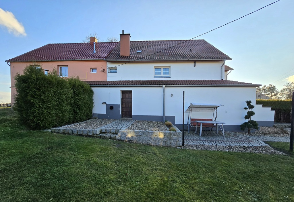 Dom Dla Dużej Rodziny – Czerna.