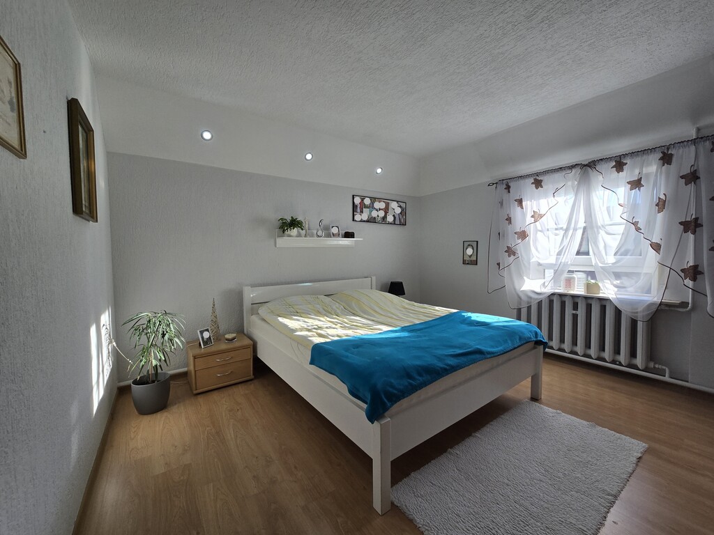 Dom Dla Dużej Rodziny – Czerna.