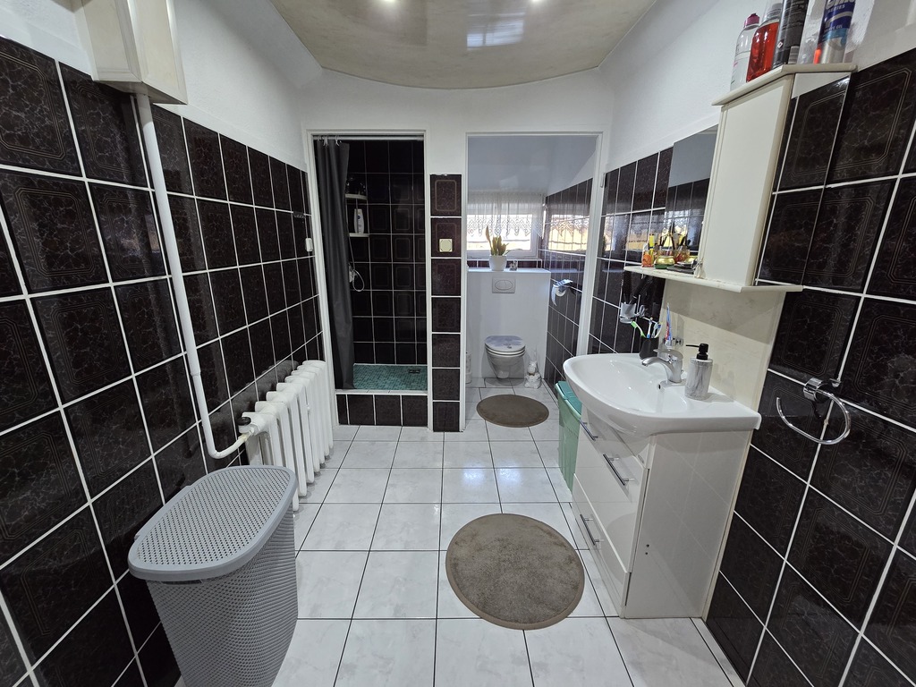 Dom Dla Dużej Rodziny – Czerna.