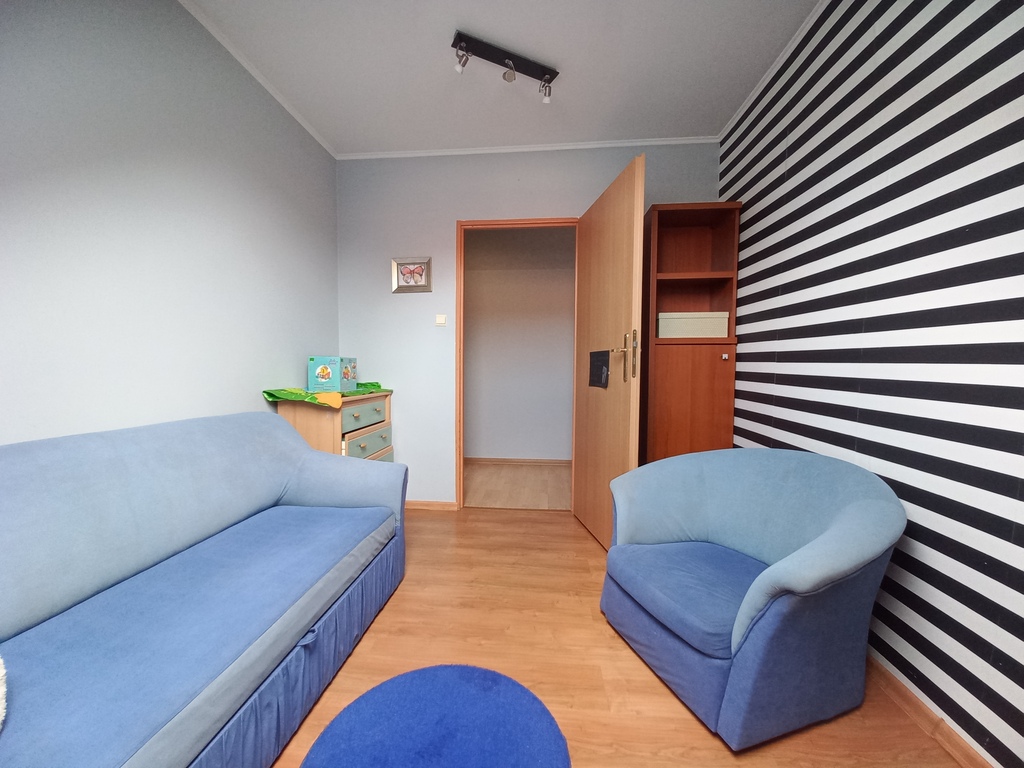 Przestronny Dom W Bolesławcu Z 2001 Roku