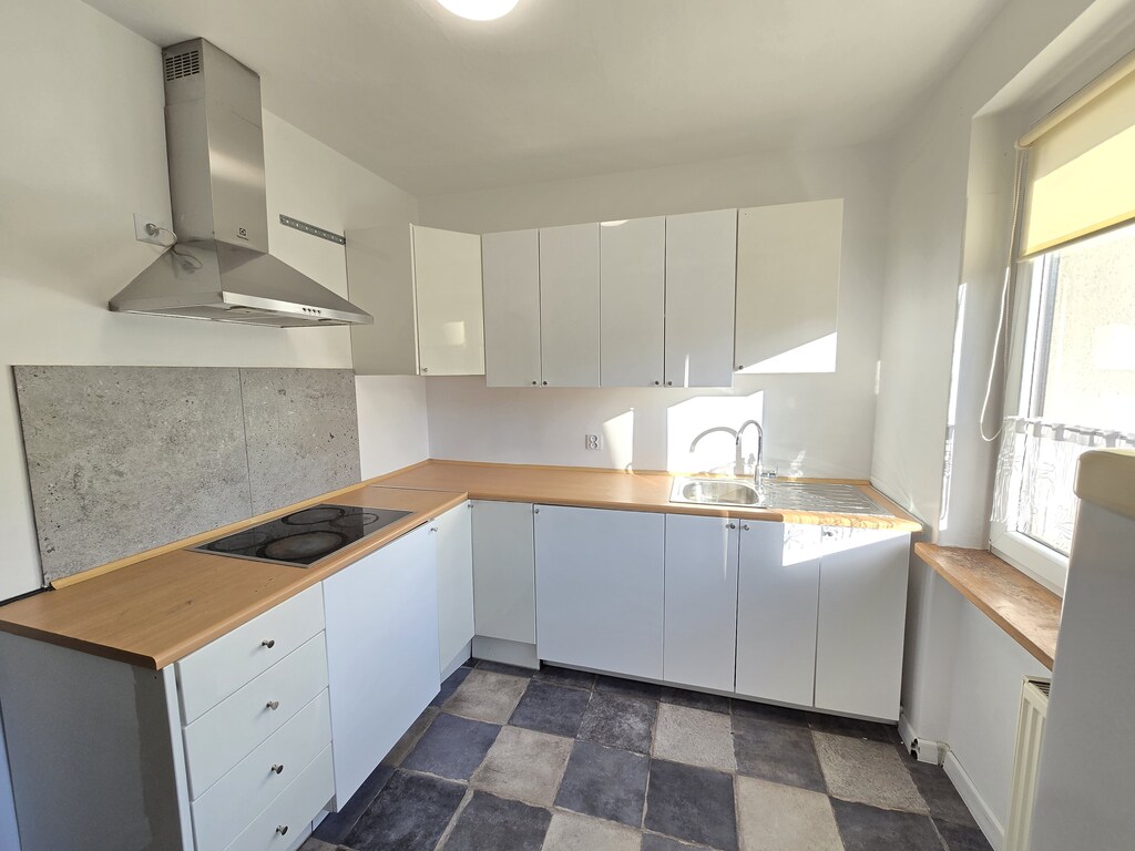 Dom Na Sprzedaż – Ul. Topolowa, Bolesławiec