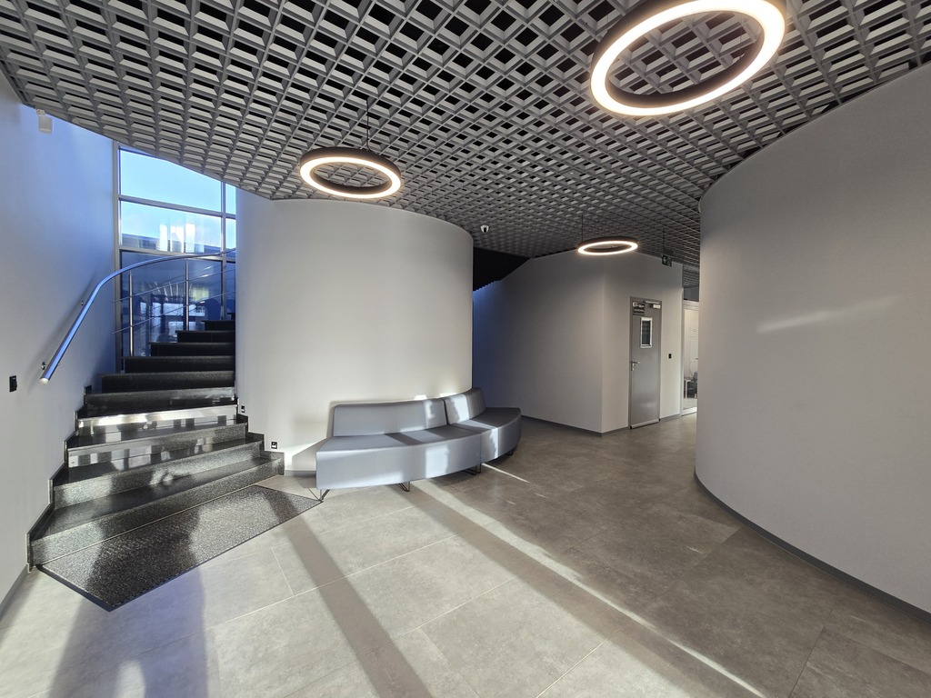 Nowoczesna Powierzchnia Biurowa 65 M- Bolesławiec.