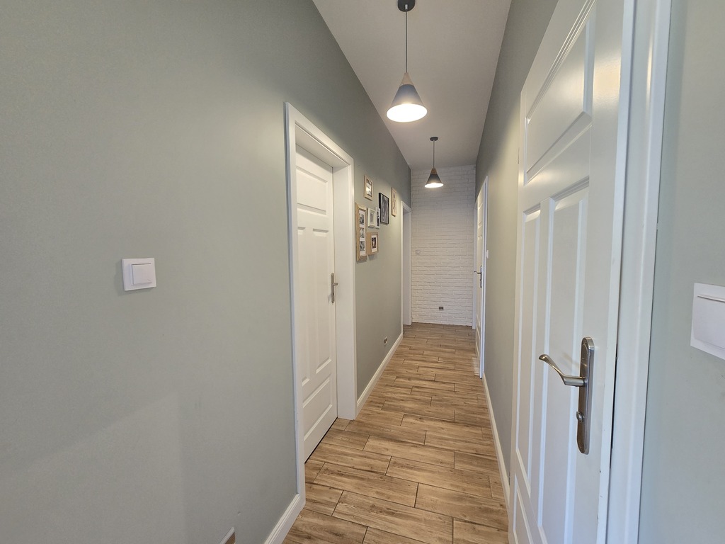 Dom Z 2021 Roku -tomaszów Bolesławiecki