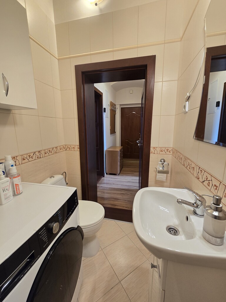 Mieszkanie 67 M2 Z Ogrodem I Garażem – Zebrzydowa