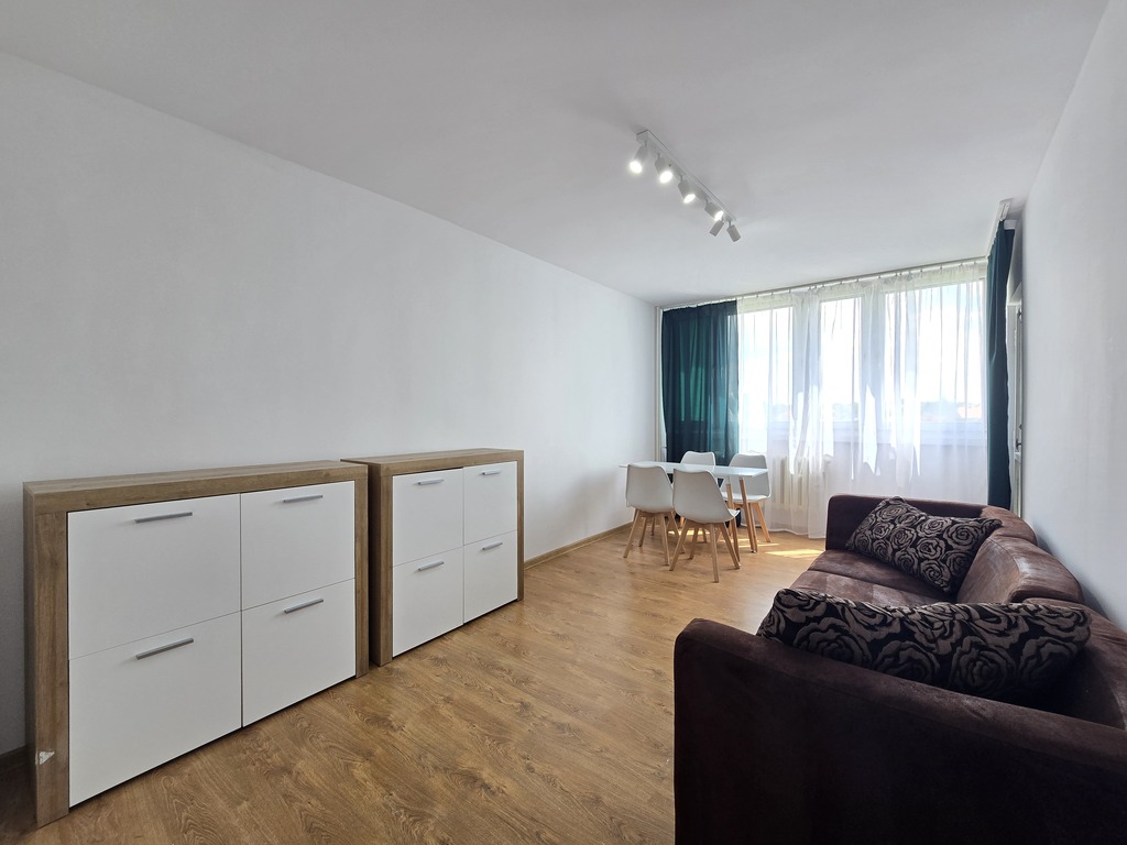 Słoneczne 2-pok. Mieszkanie Z Loggią – Gromadka