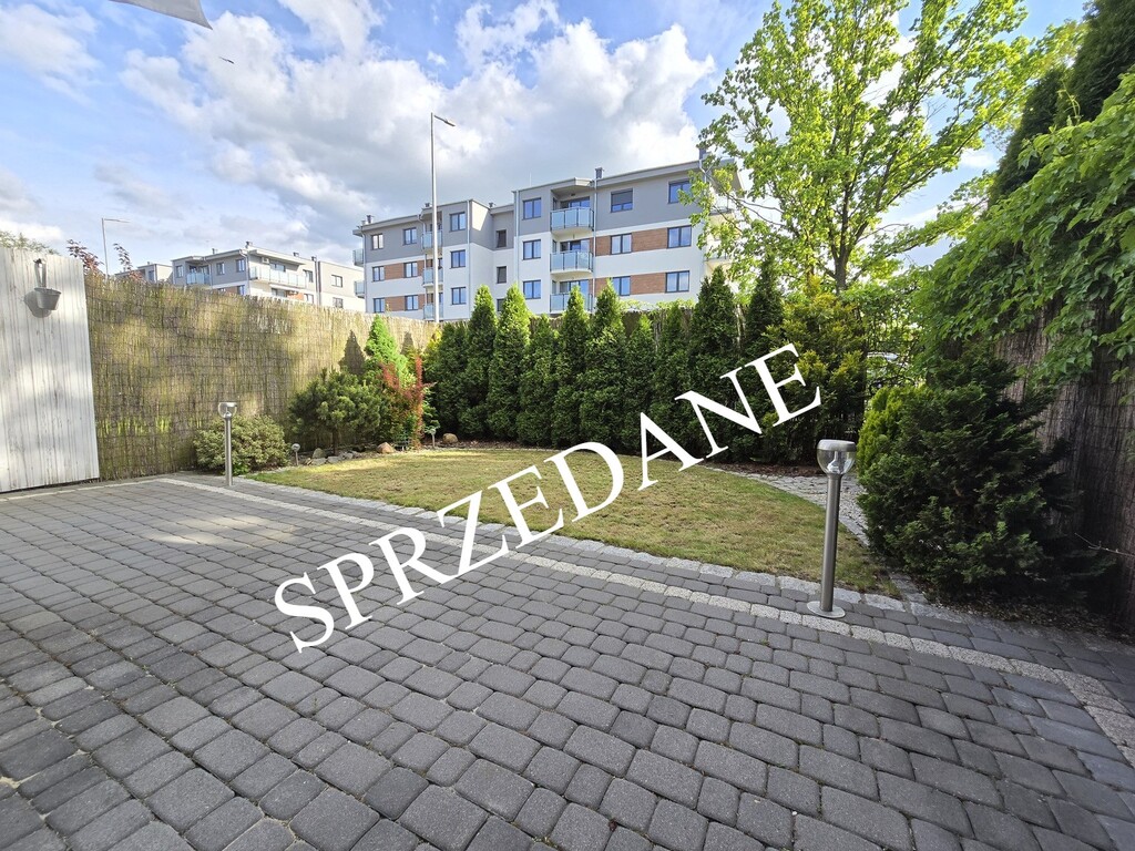 Mieszkanie Z Ogrodem  W Nowym Budownictwie.