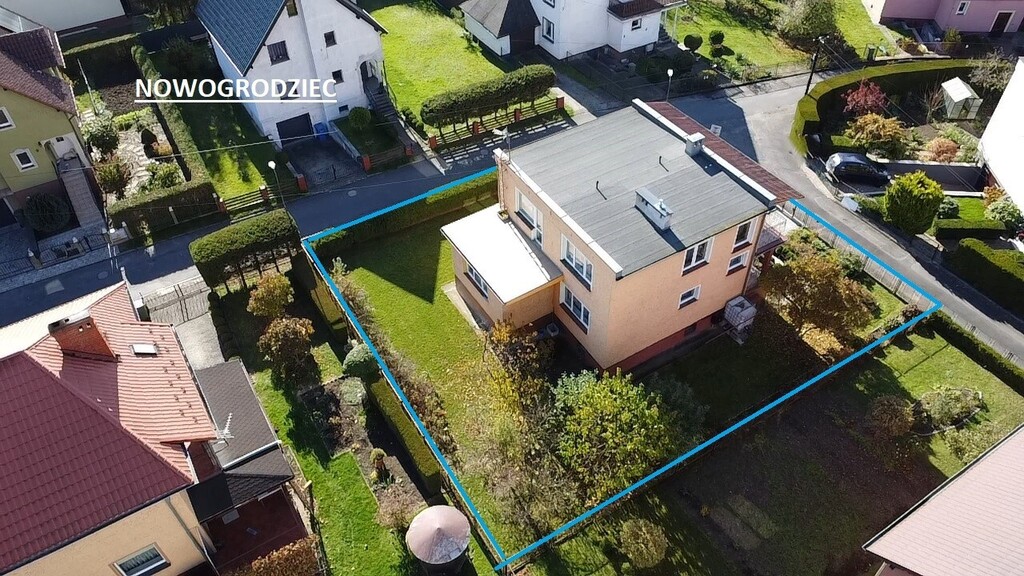 Zadbany Dom Wolnostojący Z Lat 80- Nowogrodziec