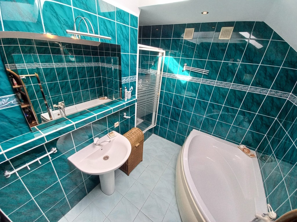 Przestronny Dom W Bolesławcu Z 2001 Roku