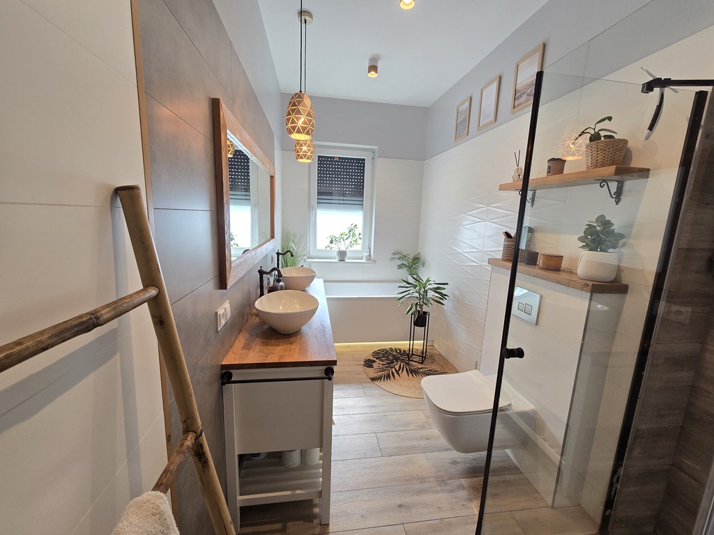 Dom Z 2021 Roku -tomaszów Bolesławiecki