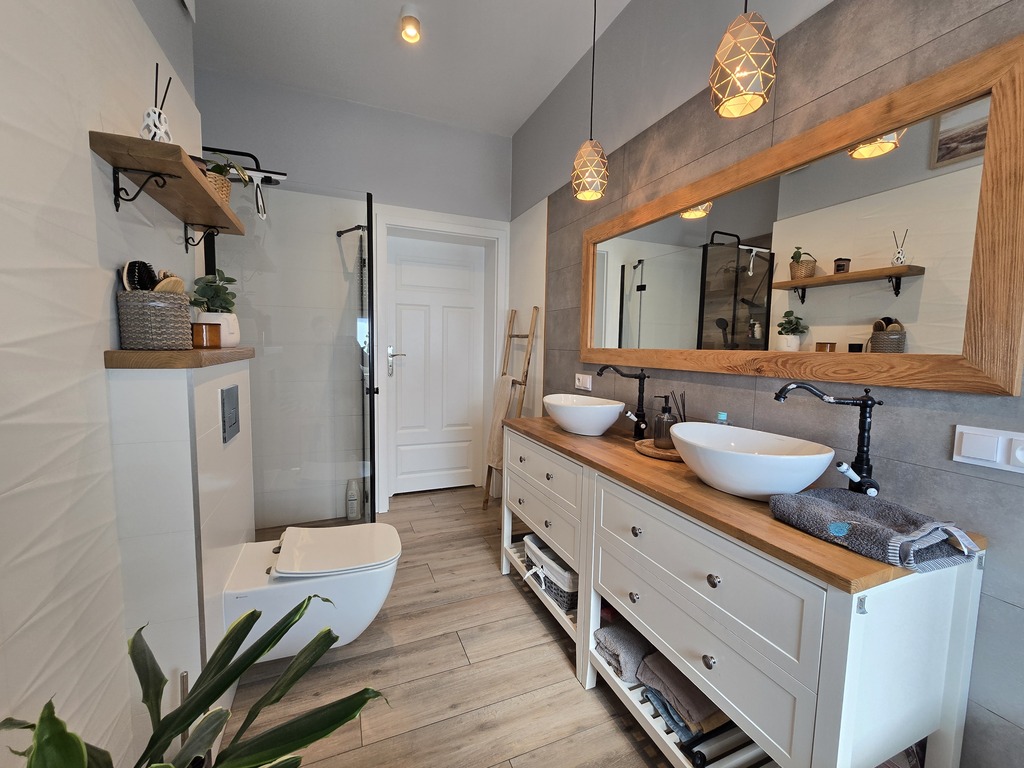 Dom Z 2021 Roku -tomaszów Bolesławiecki